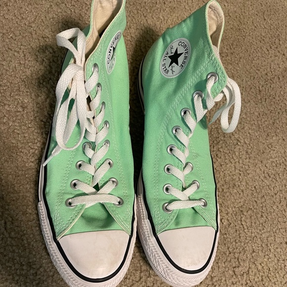 Chuck Taylor Hi-Tops Womens Size 11 - Neon Green - Picture 1 of 5